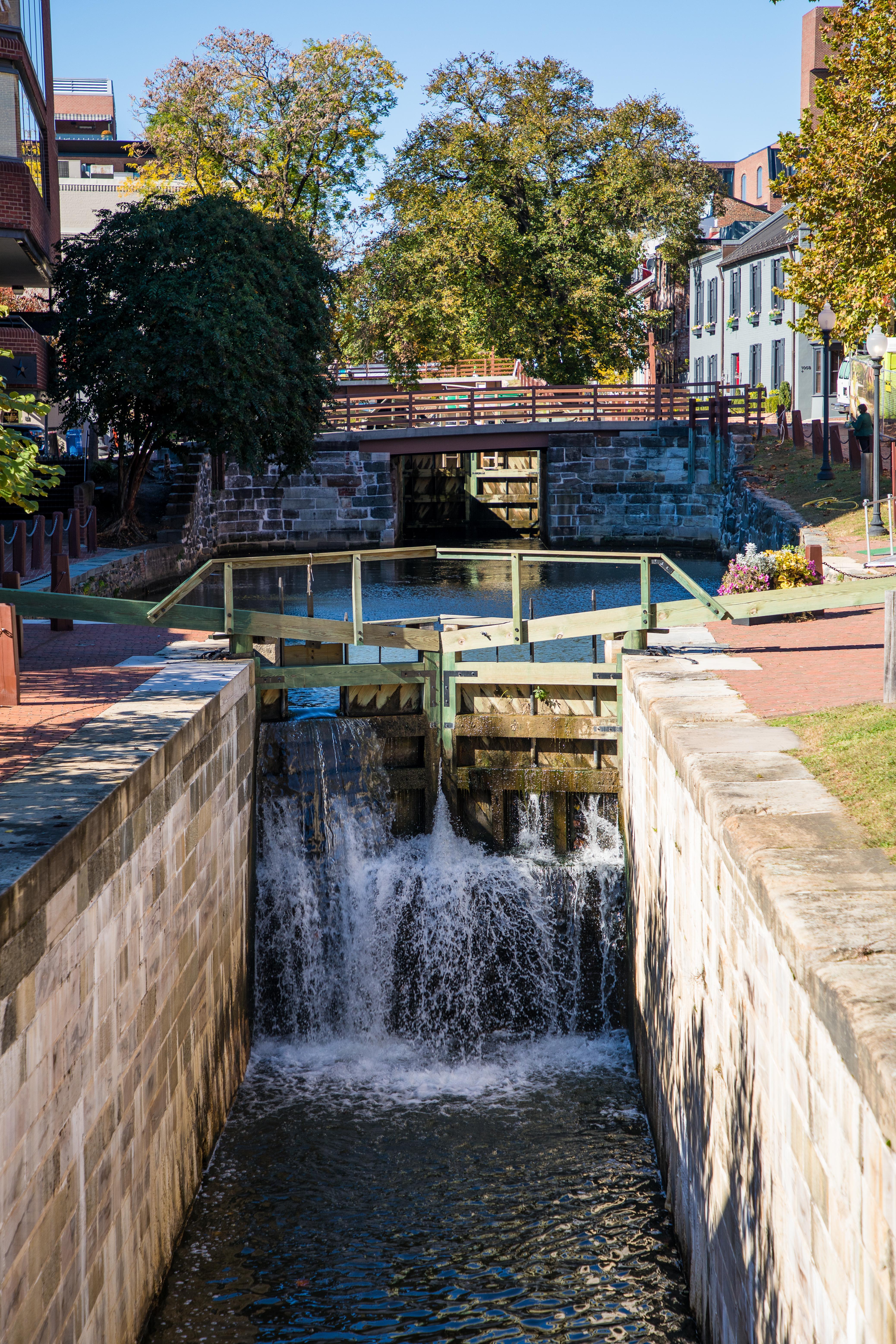 Georgetown Visitor Center - Chesapeake & Ohio Canal National ...