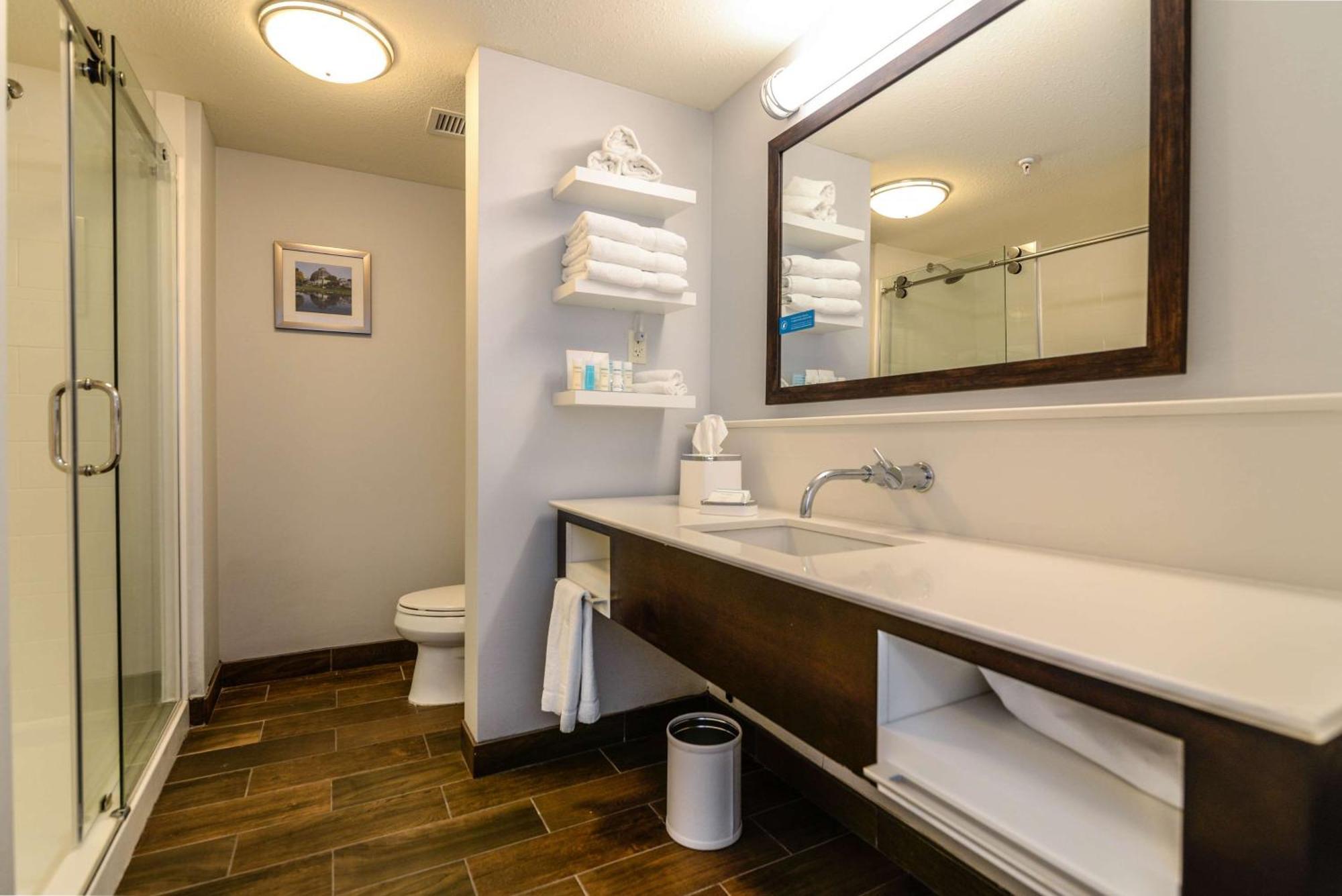 King Studio Suite Hot Tub